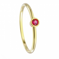 Anillo de oro amarillo con rubi