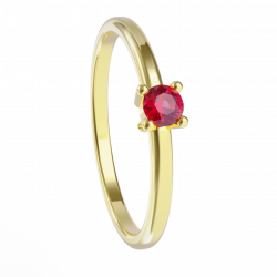 Anillo de oro amarillo con rubi